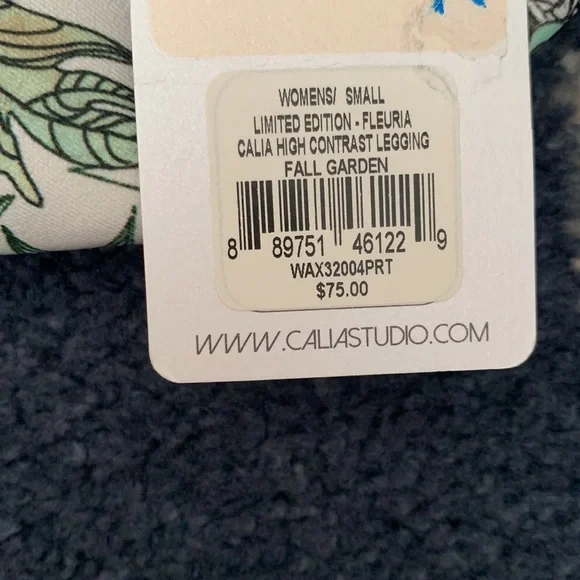 NWT CALIA by Carrie Underwood limited edition workout tight - Picture 4 of 13